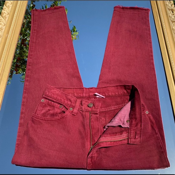 Vintage 512 Levi’s in a dark red - Picture 5 of 5